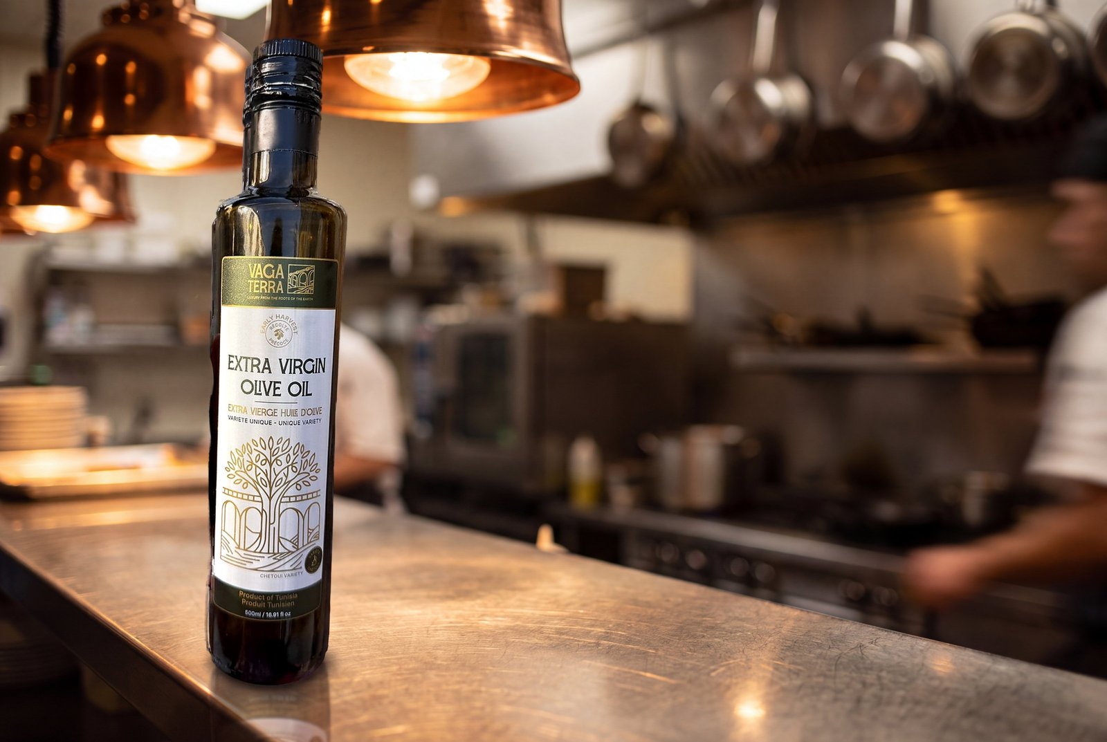 Garrafa VAGA TERRA no passe de uma cozinha profissional
